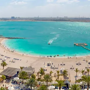 Doubletree By Hilton & Marjan Island Station touristique